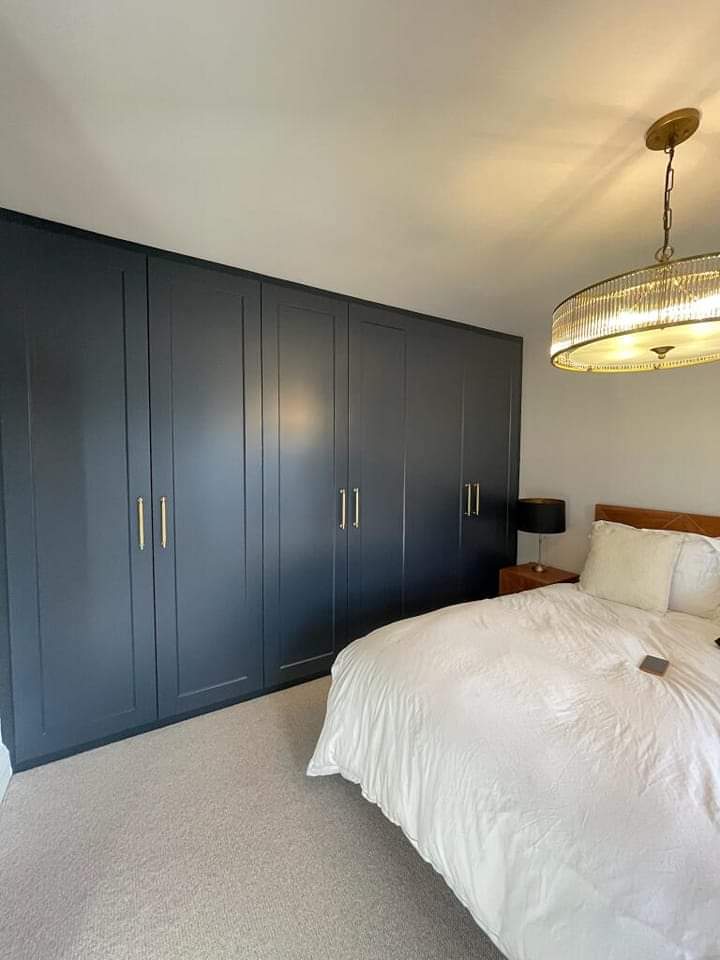 spray paint wardrobe doors in farrow and ball, fb paint, , bedroom wardrobe, fitted wardrobe